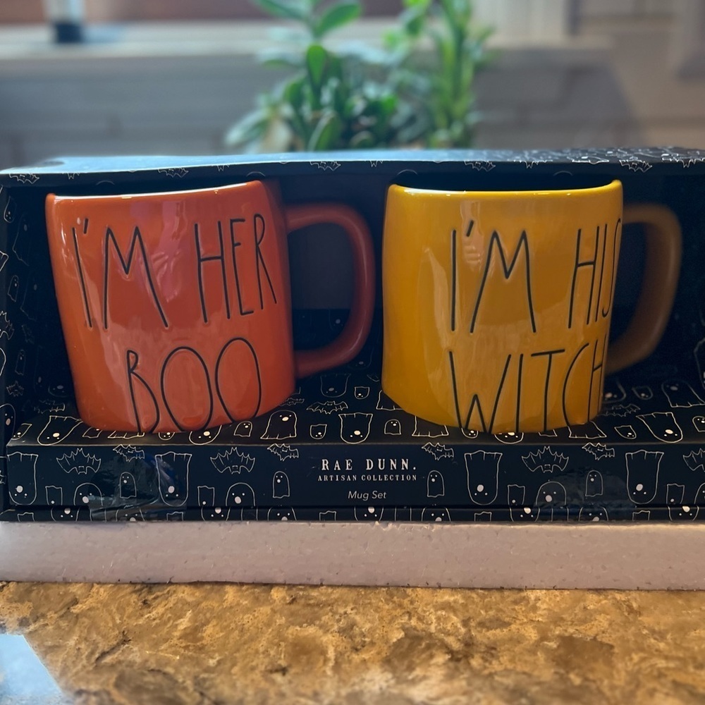 NWT-🎃👻🧙‍♀️ Rae Dunn-I’m Her Boo, I’m His Witch Mug Set